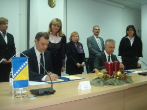 Mesihović i Ostojić potpisali Memorandum o saradnji